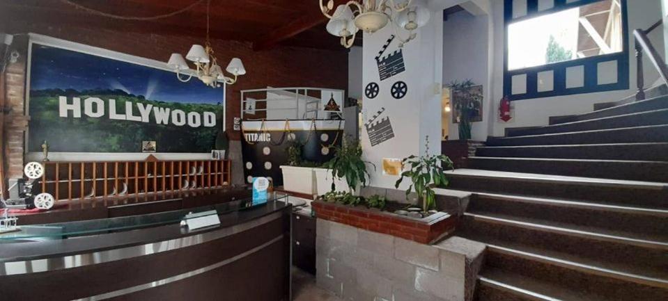 Hotel De Cine Las Golondrinas ビージャ・ヘセル エクステリア 写真